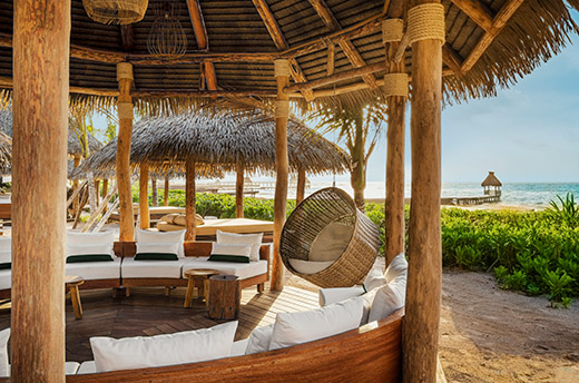This week, Vidanta Riviera Maya has debuted Salum, a brand new outdoor bohemian-inspired beach market and lounge exclusive to the resort and soon accessible to the public